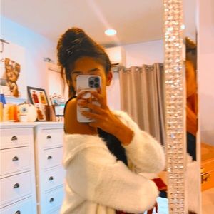 Meet your Posher, Avery